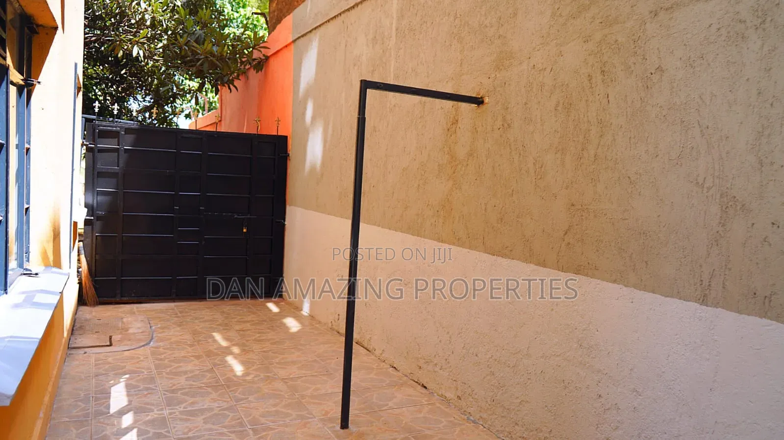 3bdrm Apartment in Garden City, Thome for sale