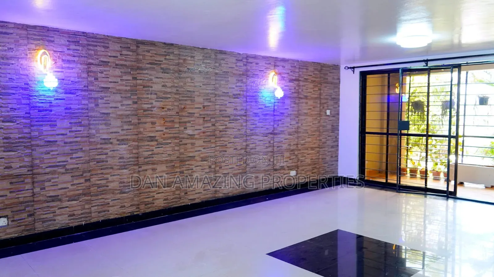 3bdrm Apartment in Garden City, Thome for sale