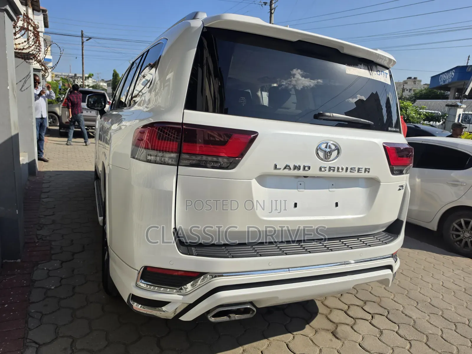 Toyota Land Cruiser 2023