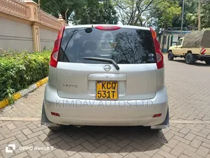 Nissan Note 2011 Silver