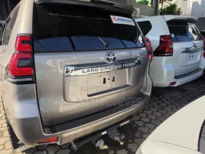 Toyota Land Cruiser 2021