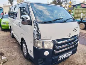 Toyota HiAce 2012 White