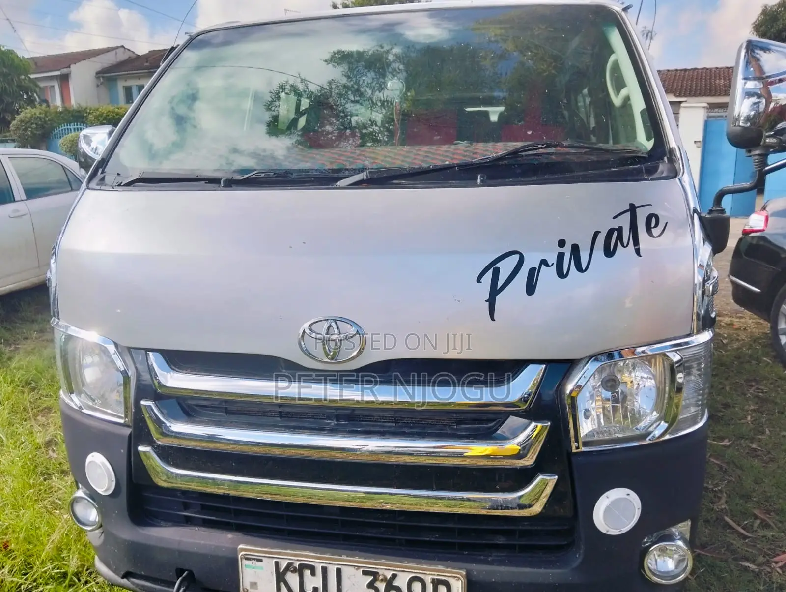 Toyota HiAce 2012 Grey