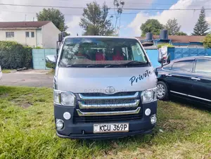 Toyota HiAce 2012 Grey