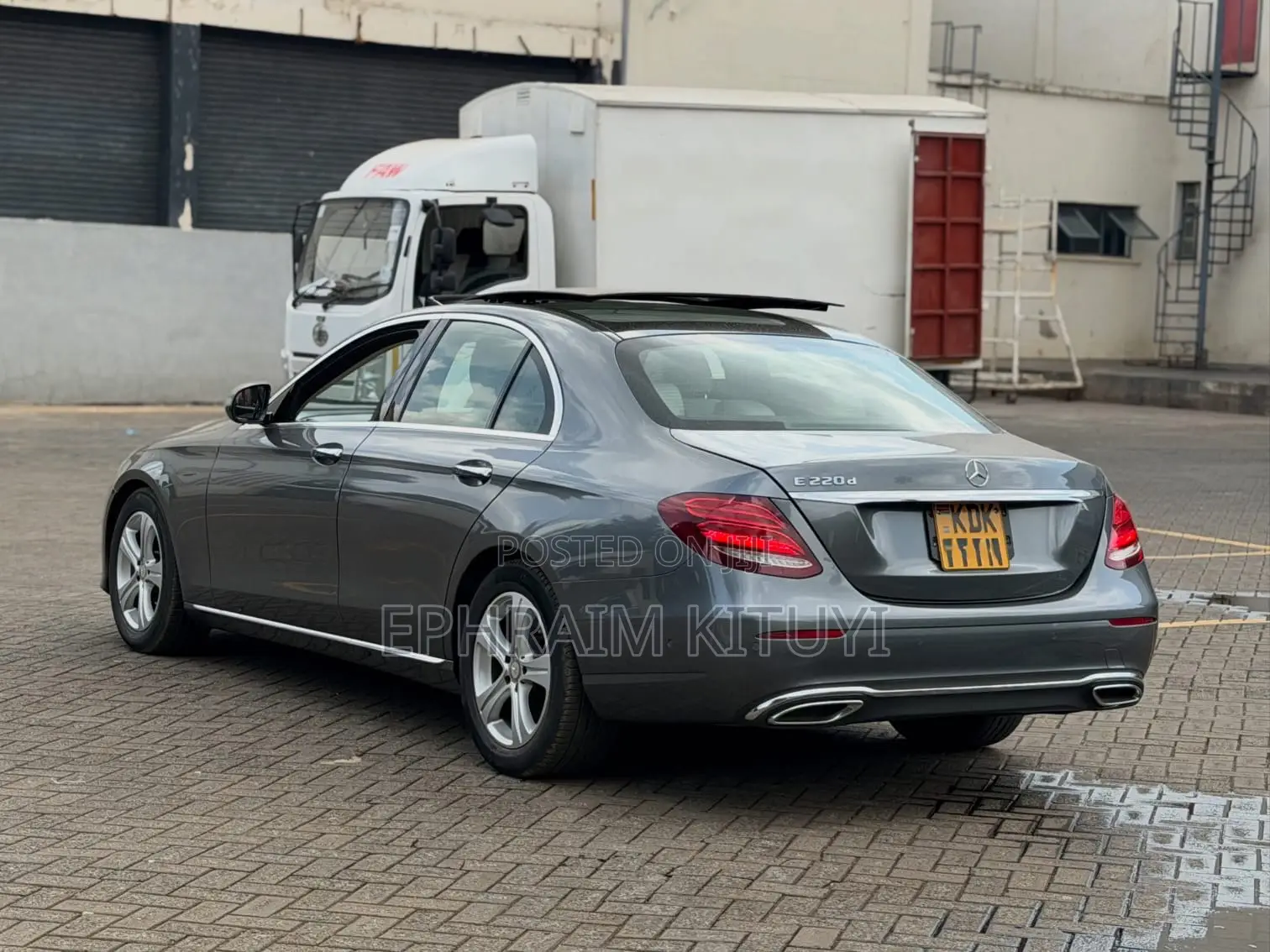 Mercedes-Benz E220 2016 Silver