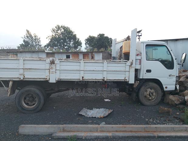 Isuzu NPR Truck - thumbnail 5