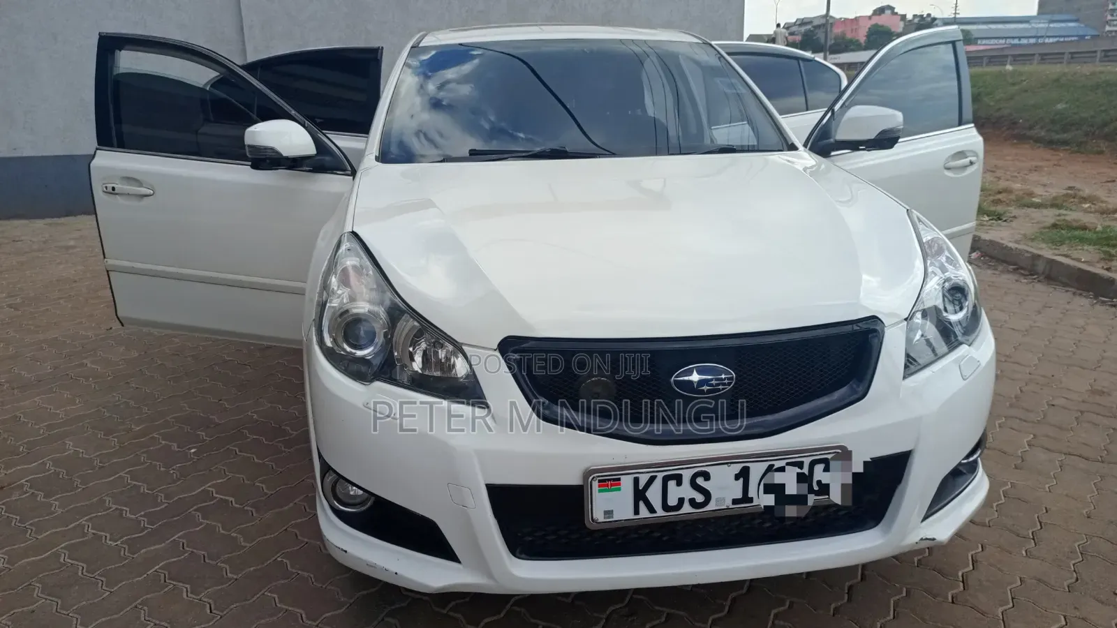 Subaru Legacy 2011 White