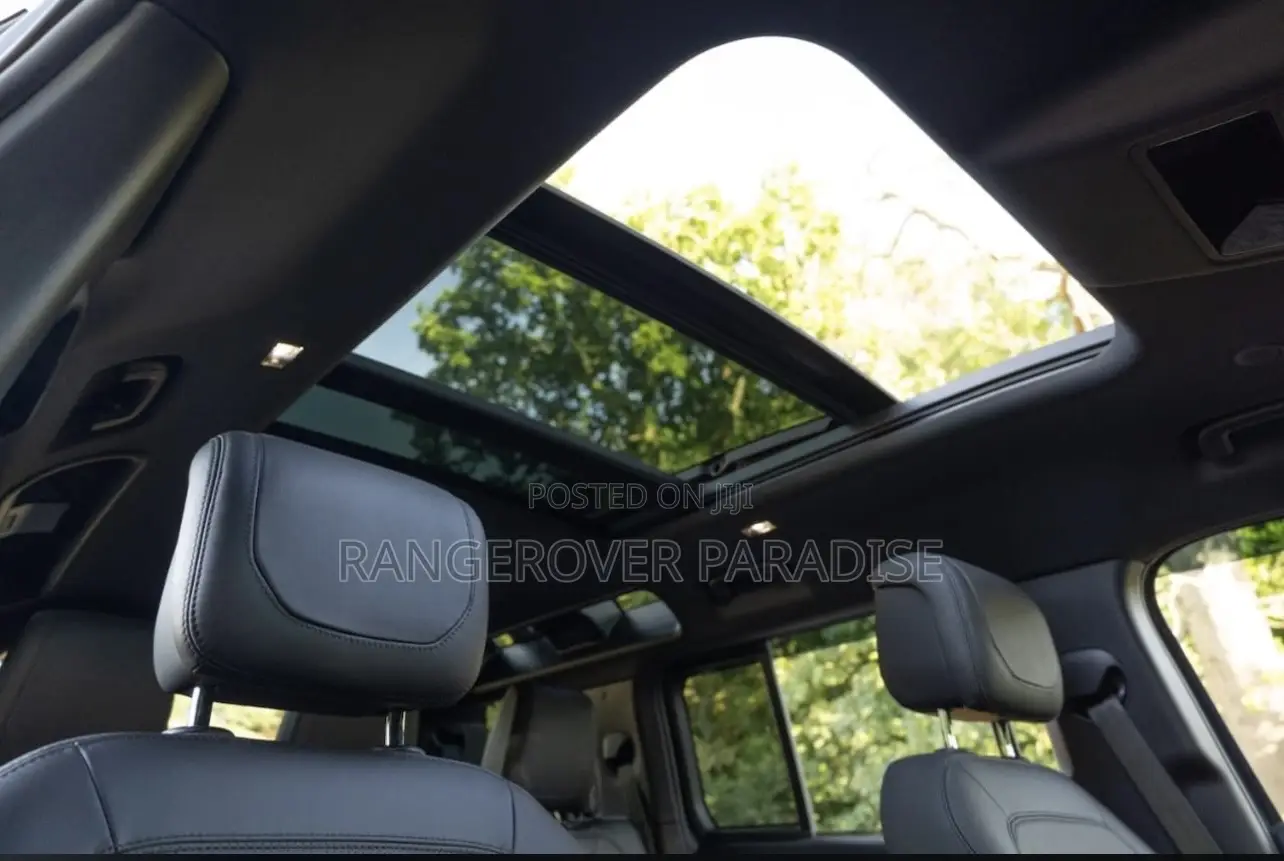 Land Rover Defender X-Dynamic SE 2023