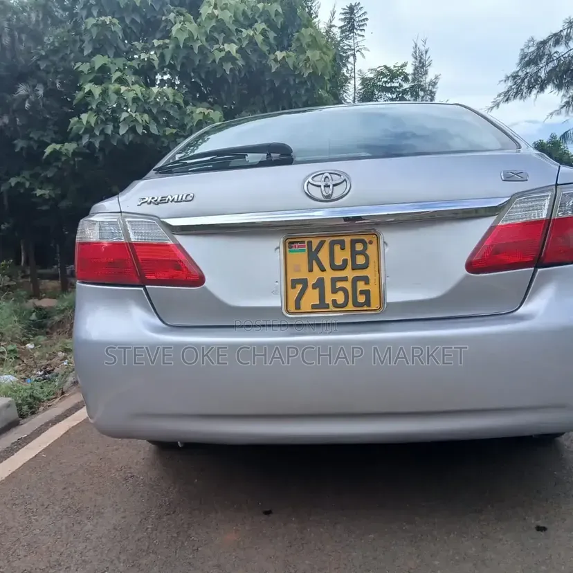 Toyota Premio 2010 Silver