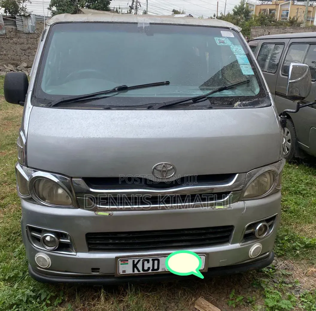 Toyota HiAce 2009 Silver