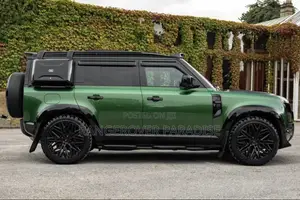 Land Rover Defender X-Dynamic SE 2023 Green