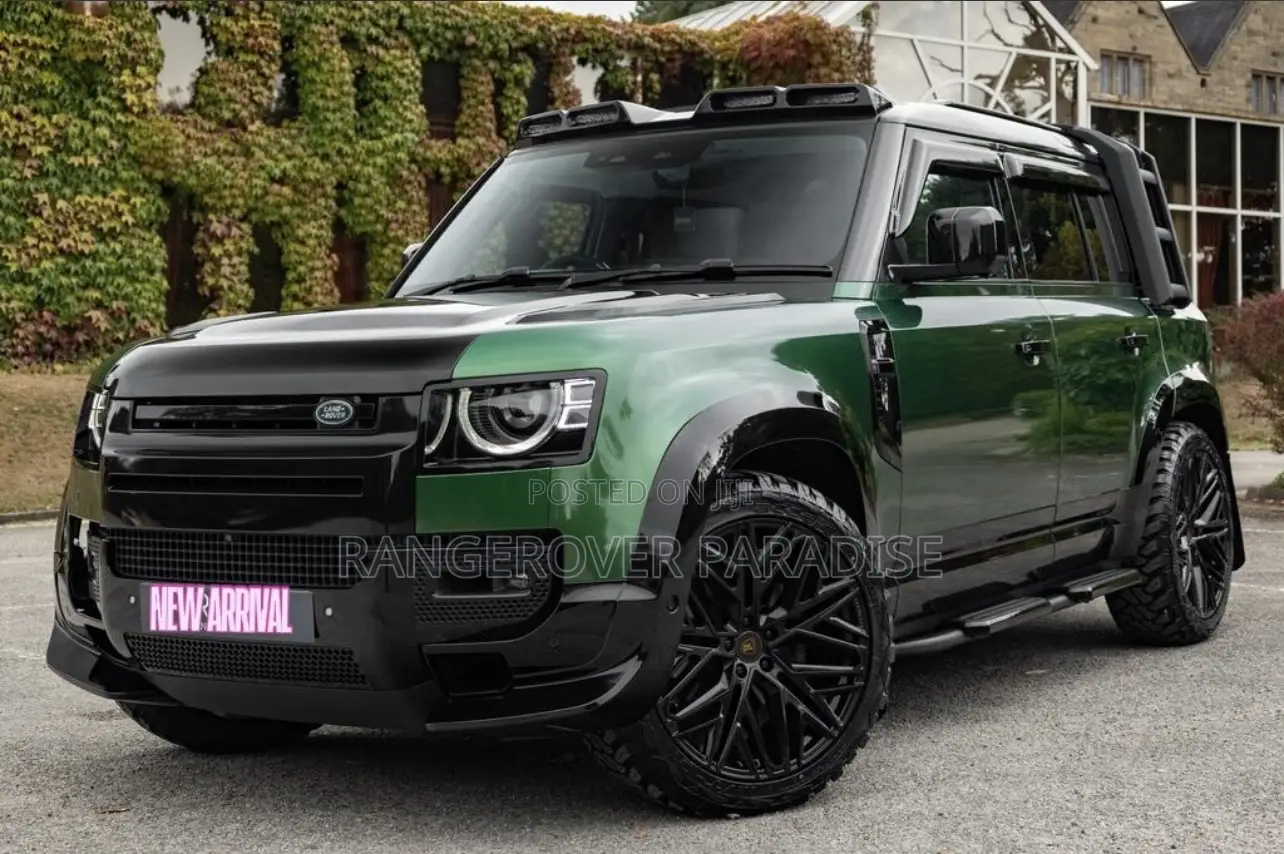 Land Rover Defender X-Dynamic SE 2023 Green