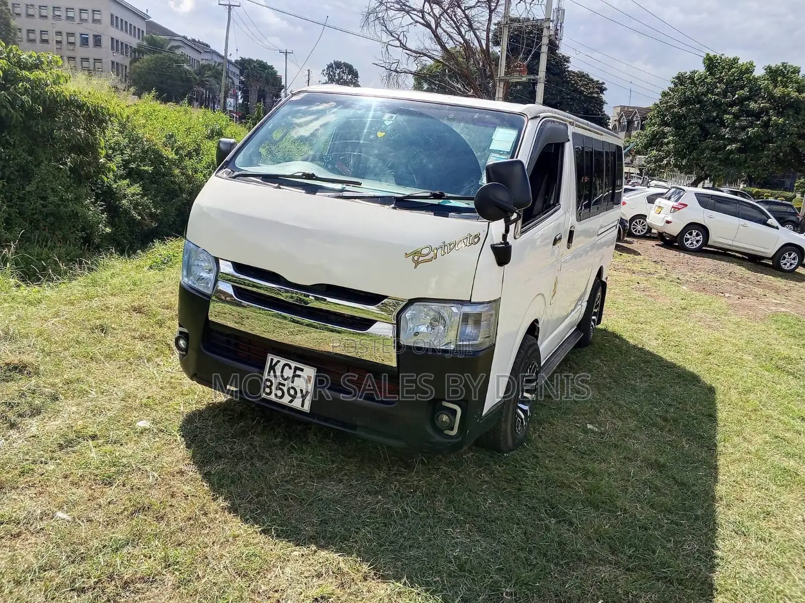 Toyota HiAce 2008 White
