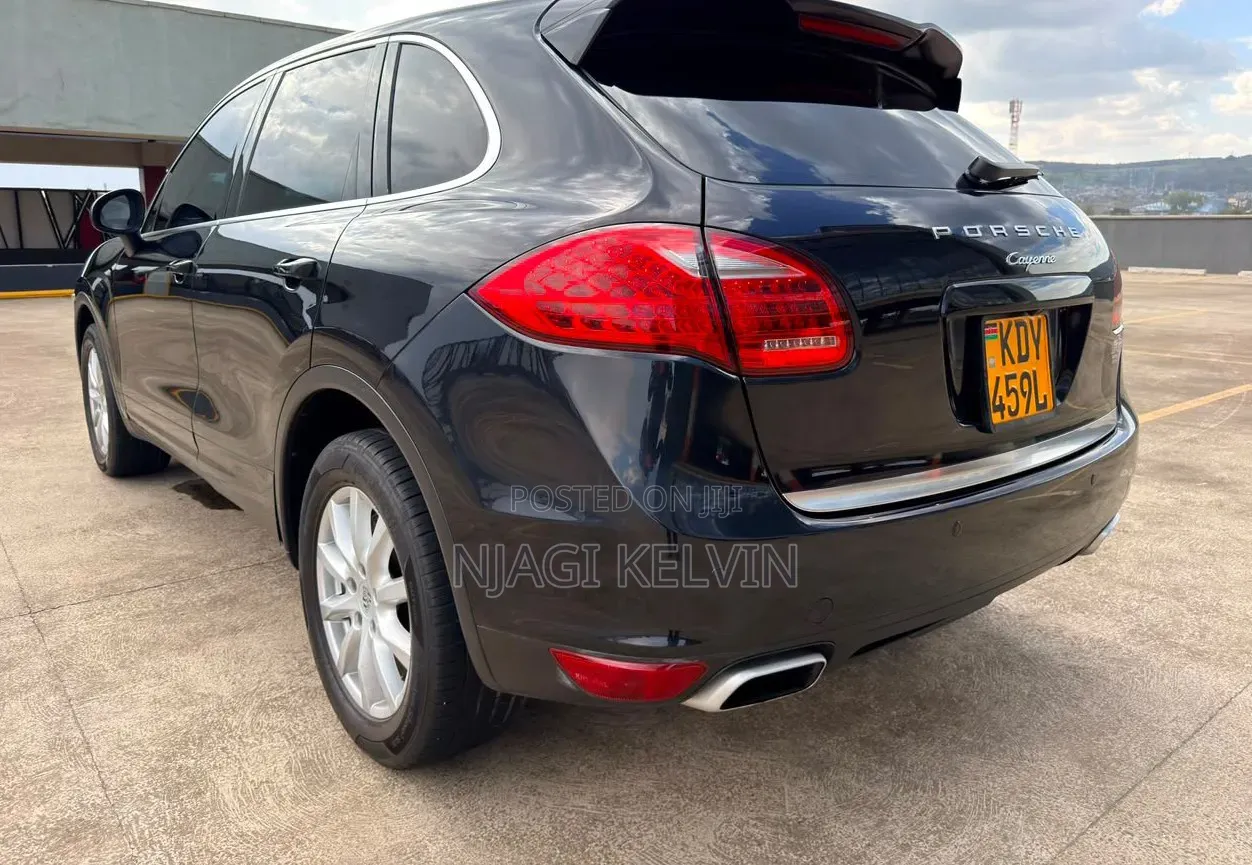 Porsche Cayenne 2014 Black