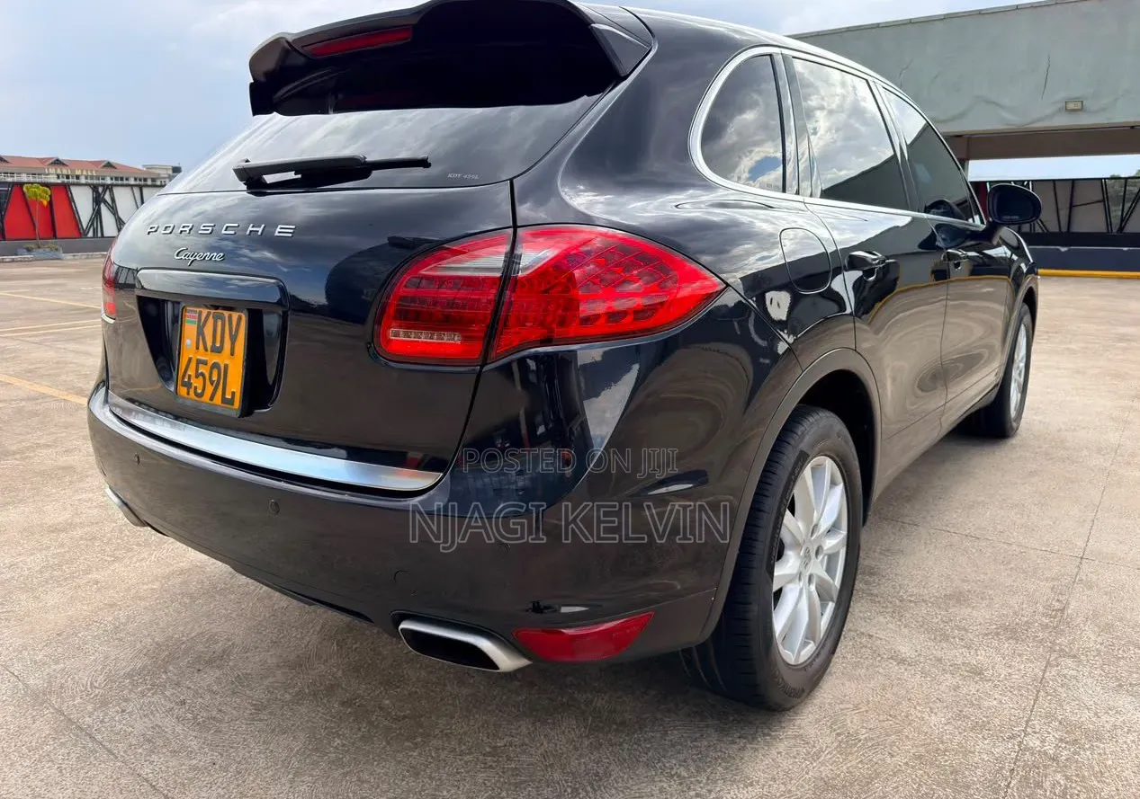 Porsche Cayenne 2014 Black