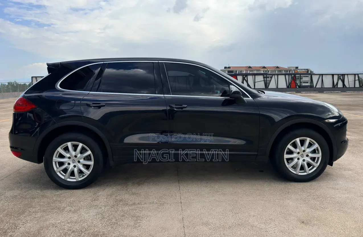 Porsche Cayenne 2014 Black
