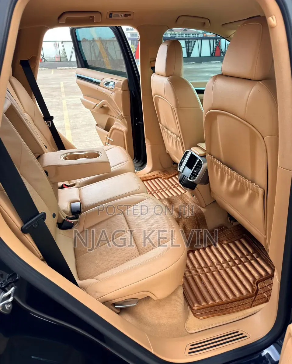 Porsche Cayenne 2014 Black