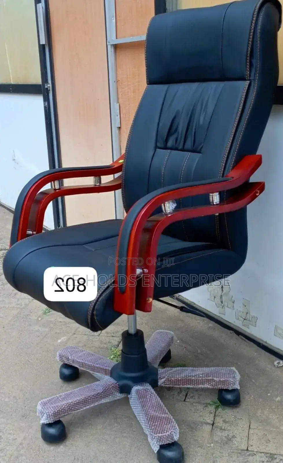 Managerial Leather Boss Executive Office Chair - High Back (Black/Red)