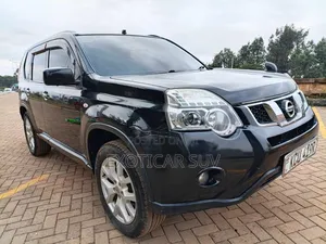 Nissan X-Trail 2012 Black