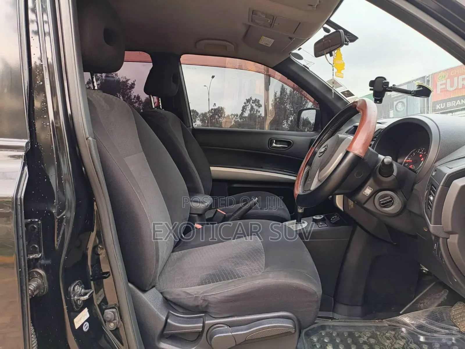 Nissan X-Trail 2012 Black