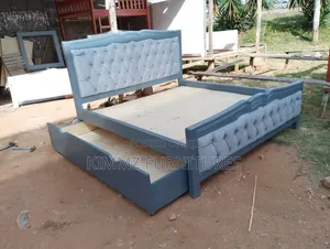 5x6 Gray Mocket Bed With Under Storage