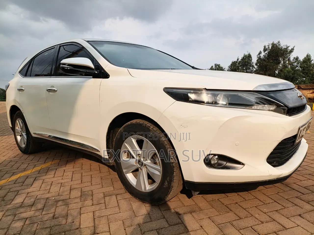 Toyota Harrier 2014 White
