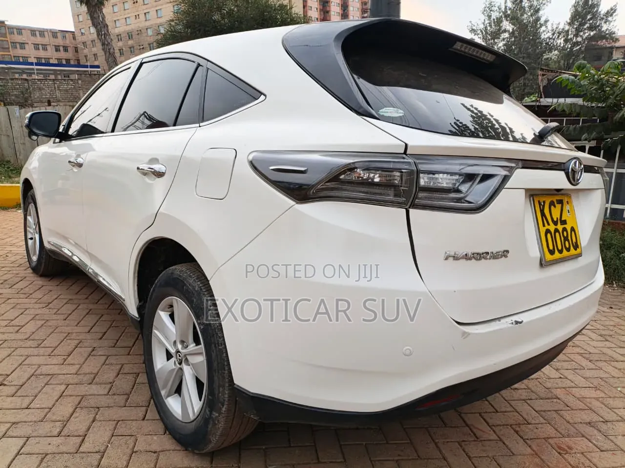 Toyota Harrier 2014 White