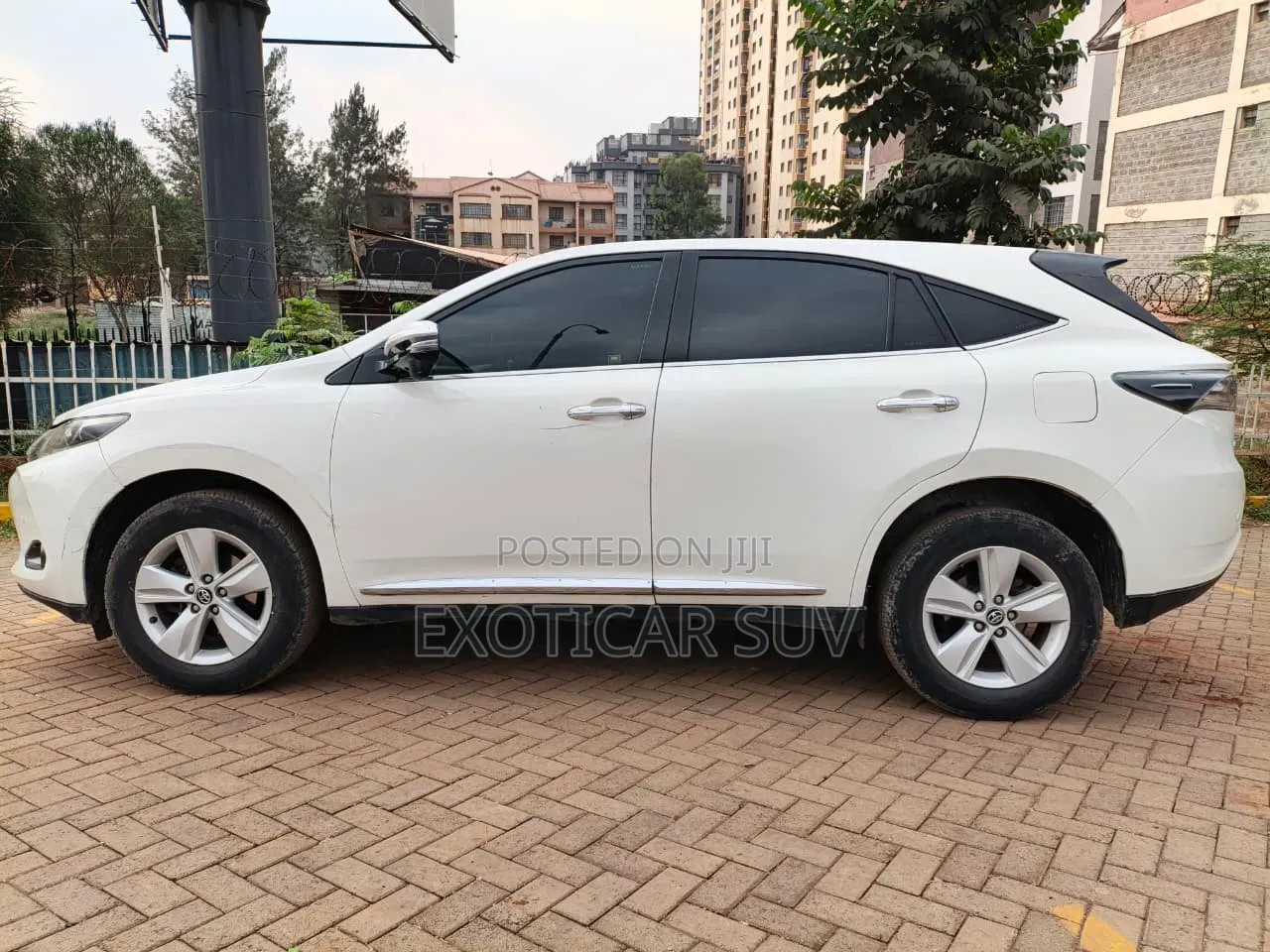 Toyota Harrier 2014 White