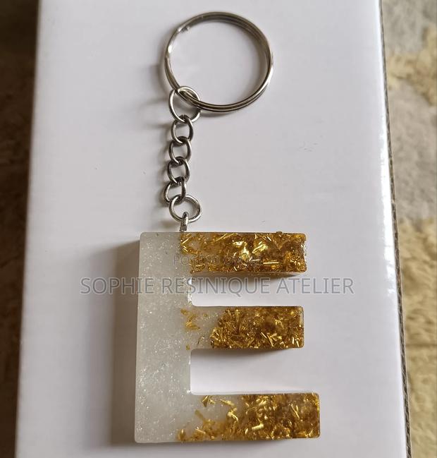 Handmade Resin Alphabet Keychain - thumbnail 10