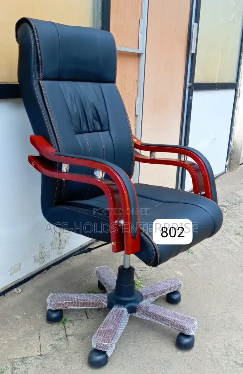 Managerial Leather Boss Executive Office Chair - High Back (Black/Red)