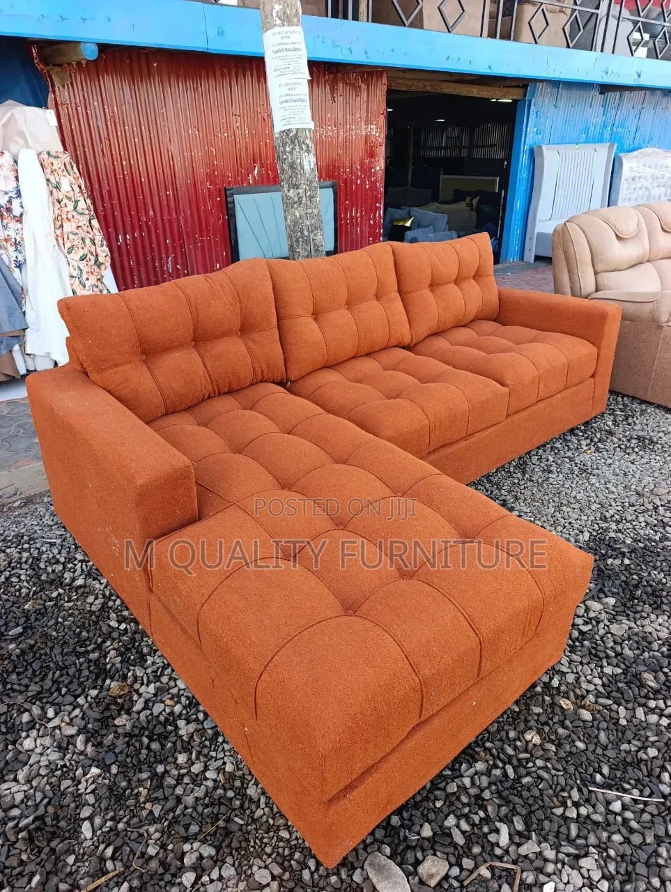 Modern Crown Sofa