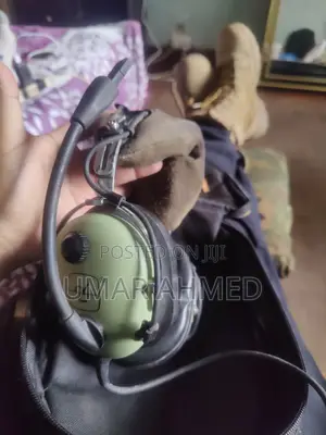 David Clark Aviation Headset With Advanced Noise-Cancelling M