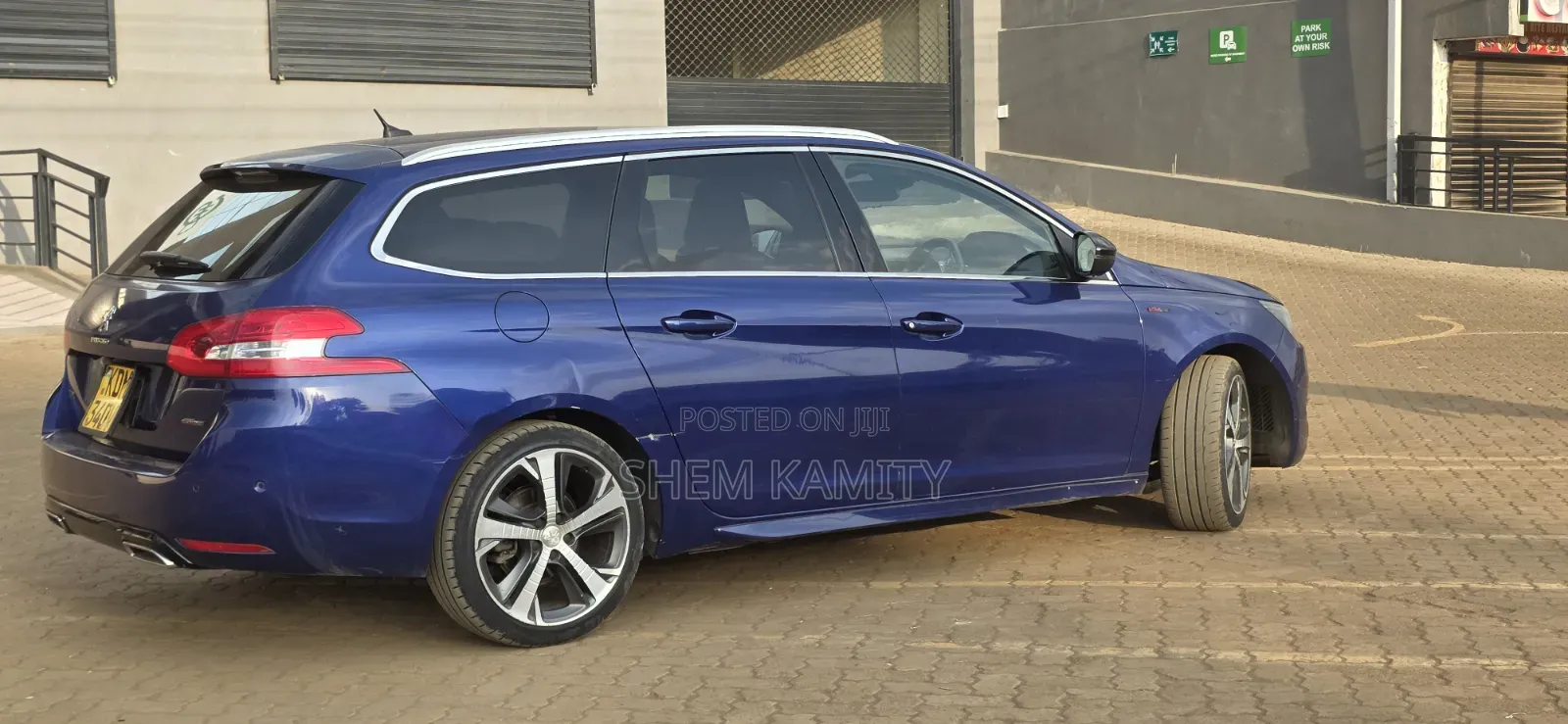 Peugeot 308 2017 Blue
