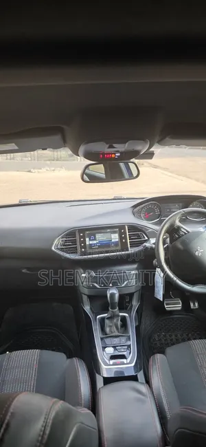 Peugeot 308 2017 Blue