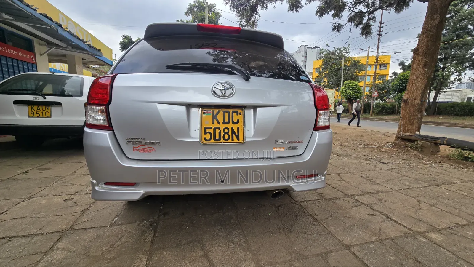 Toyota Corolla Fielder 2013 Silver