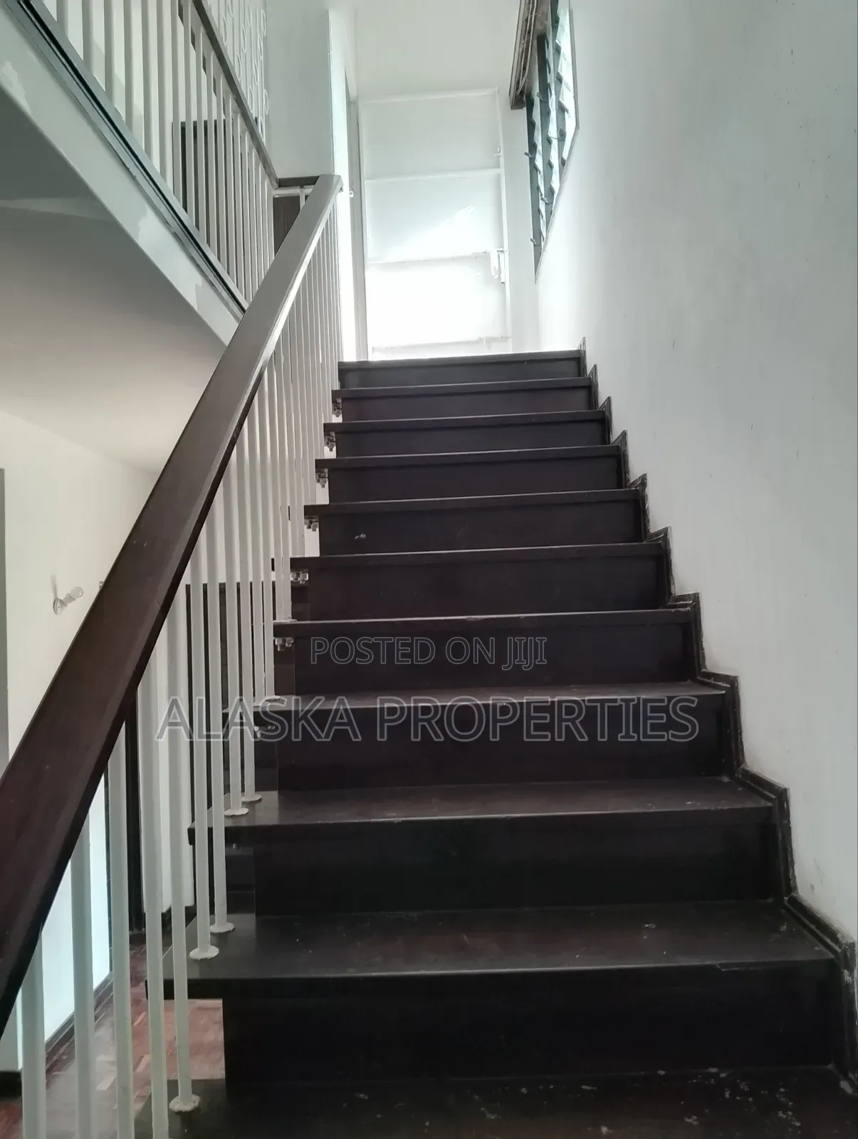4bdrm Maisonette in Nyali Estate for rent