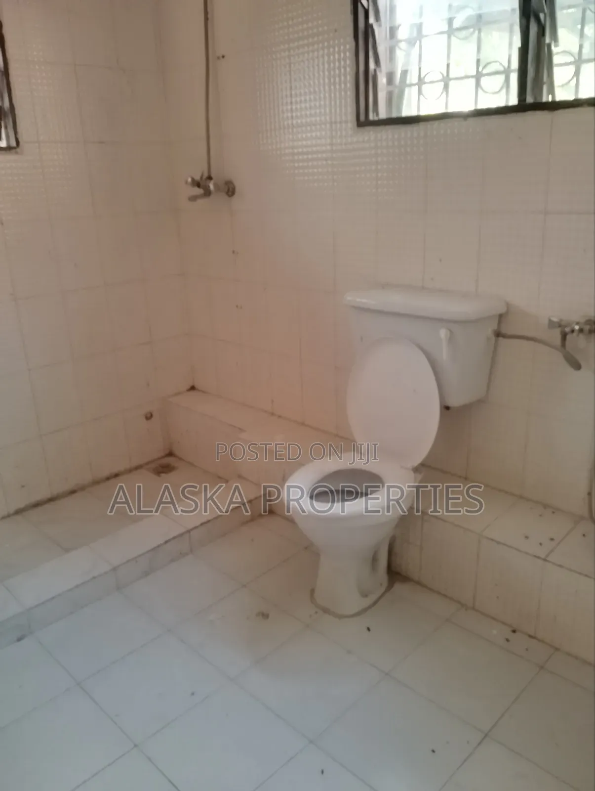 4bdrm Maisonette in Nyali Estate for rent