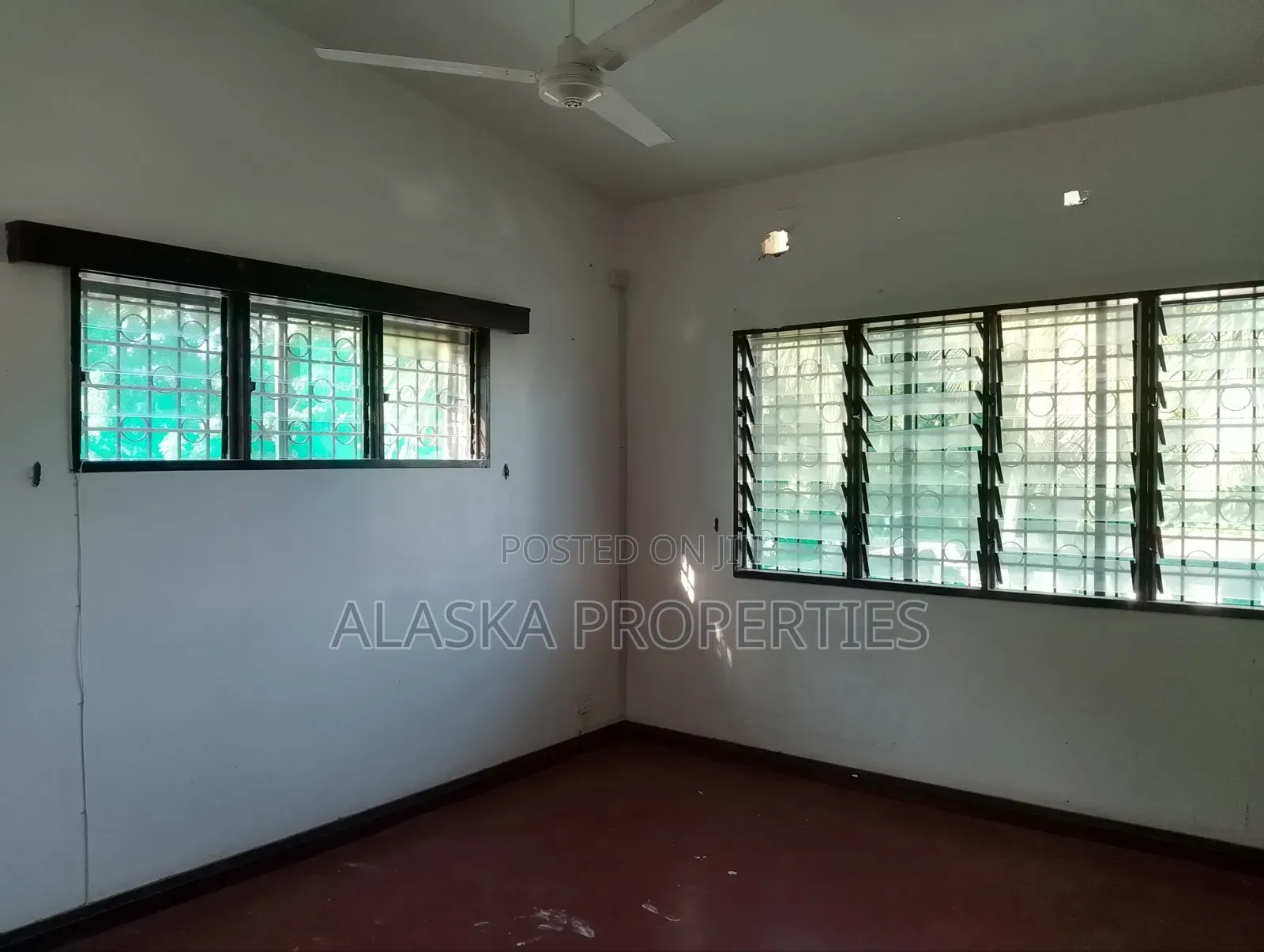 4bdrm Maisonette in Nyali Estate for rent