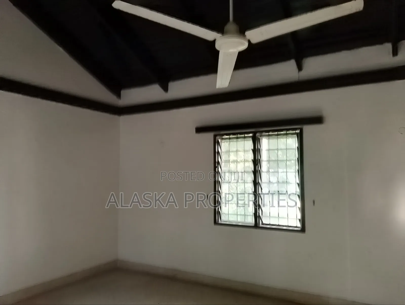 4bdrm Maisonette in Nyali Estate for rent