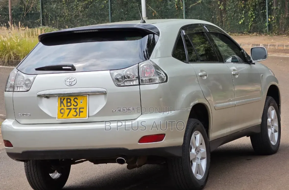 Toyota Harrier 2005 Silver