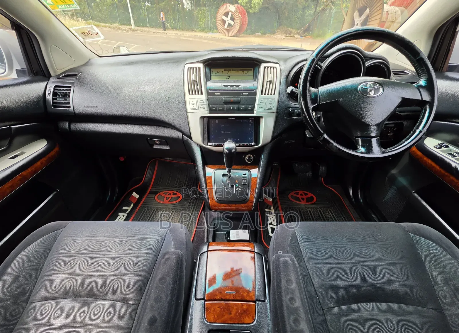 Toyota Harrier 2005 Silver