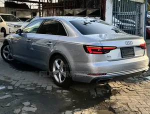 Audi A4 40 Premium FWD 2020 Silver