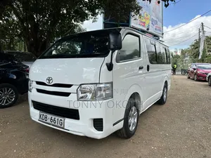Toyota HiAce 2014 White