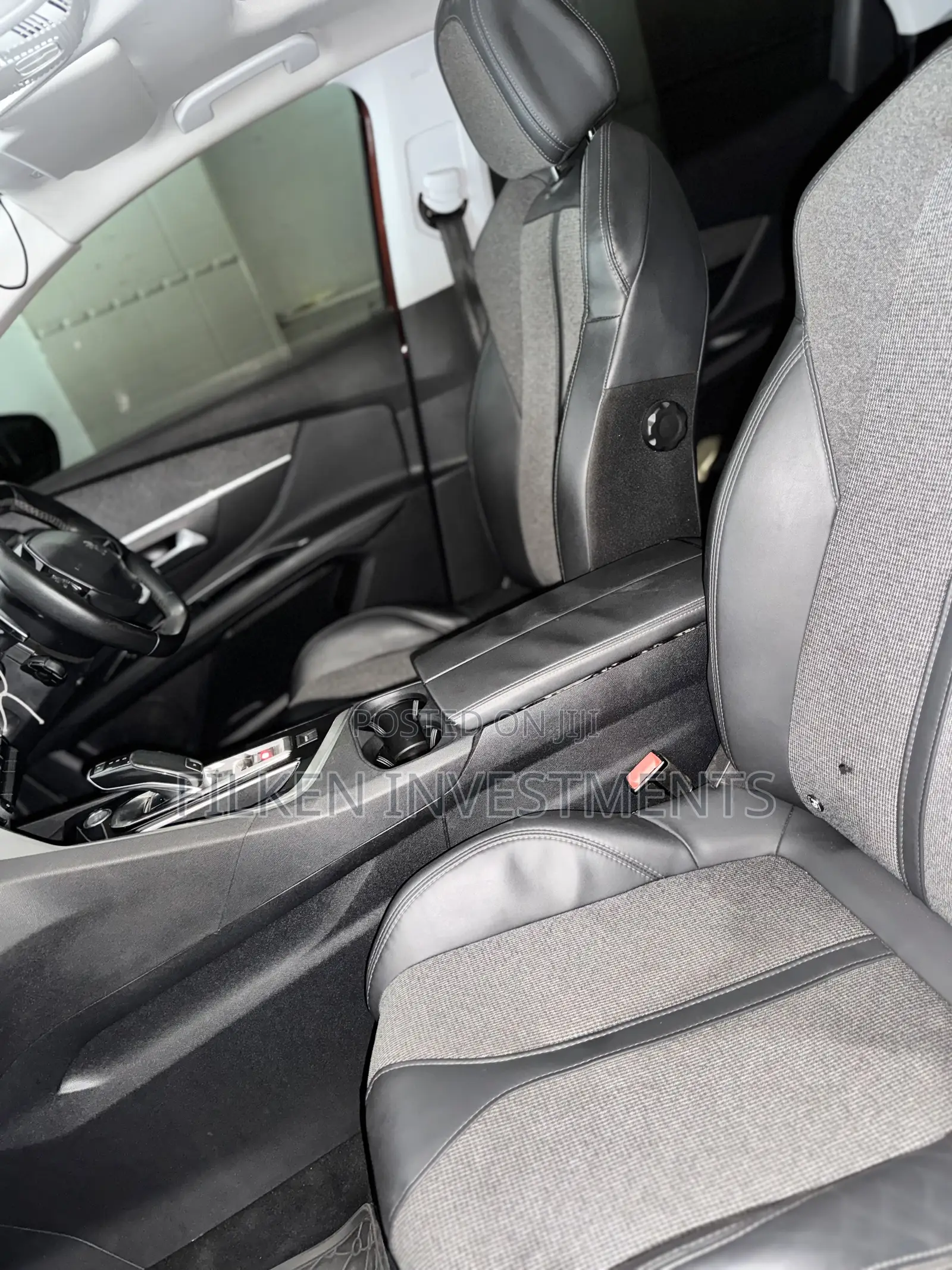 Peugeot 3008 2017 Brown