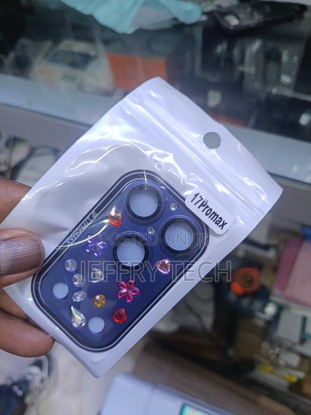 Crystal Stone Camera Lens Bling Diamond Design for iPhone 17 Pro Max - thumbnail 2