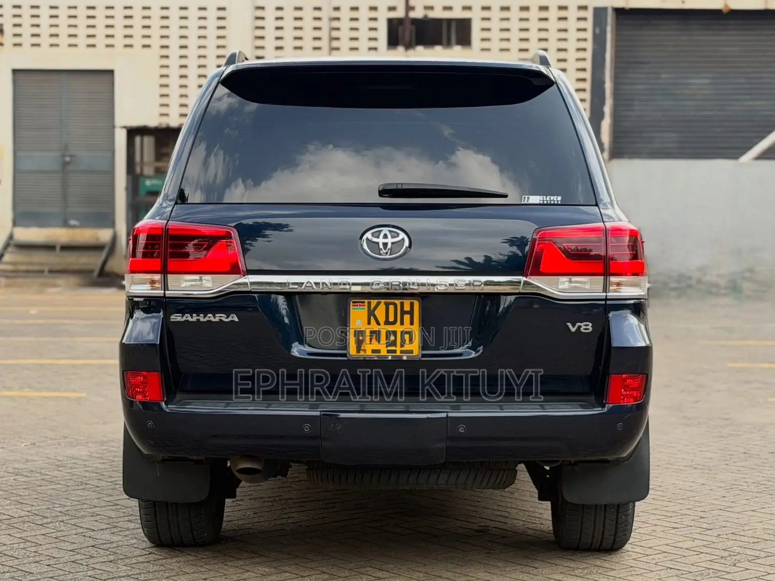 Toyota Land Cruiser 2016 Blue