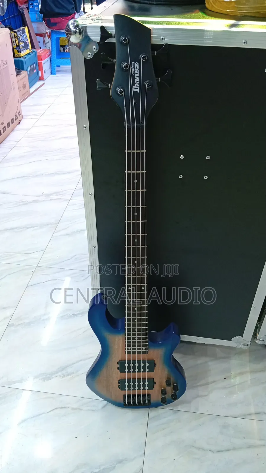 Professional Ibanez Active 5strings Bass Guitar