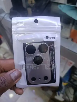 iPhone 17 Pro Max Armor Full-Coverage Frosted Metal Camera Le