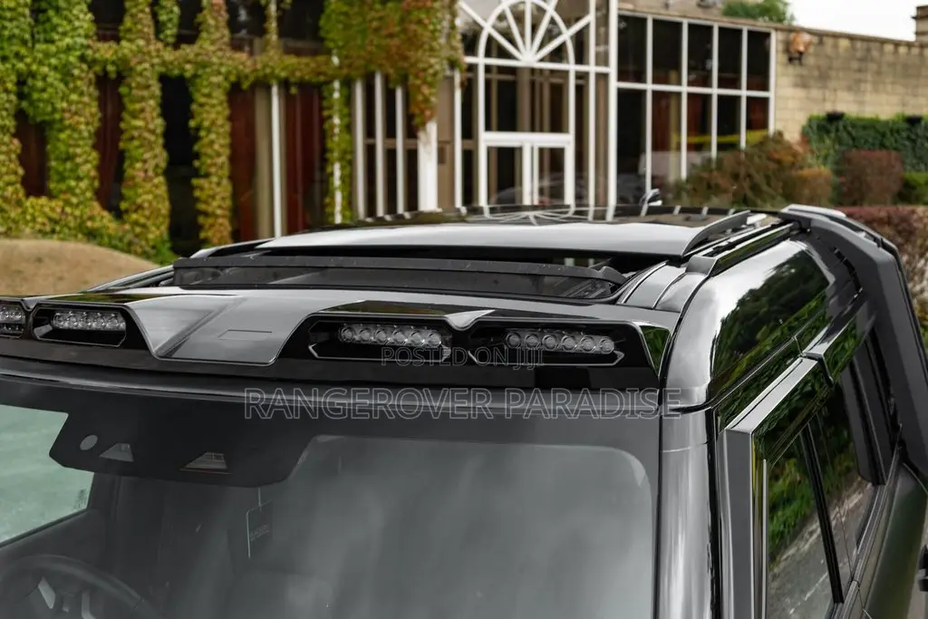 Land Rover Defender X-Dynamic SE 2023 Black