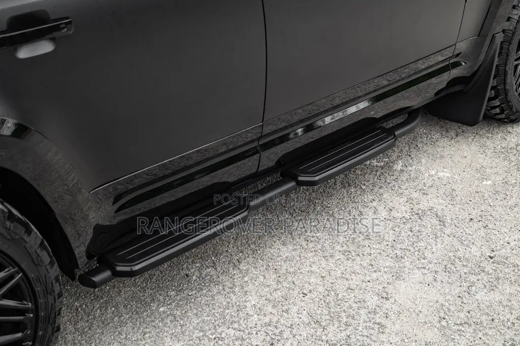Land Rover Defender X-Dynamic SE 2023 Black